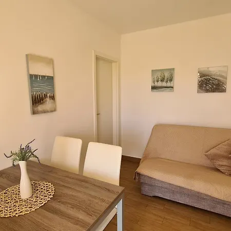 Apartments G Trogir Room photo