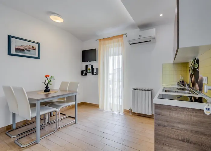 Apartments G
