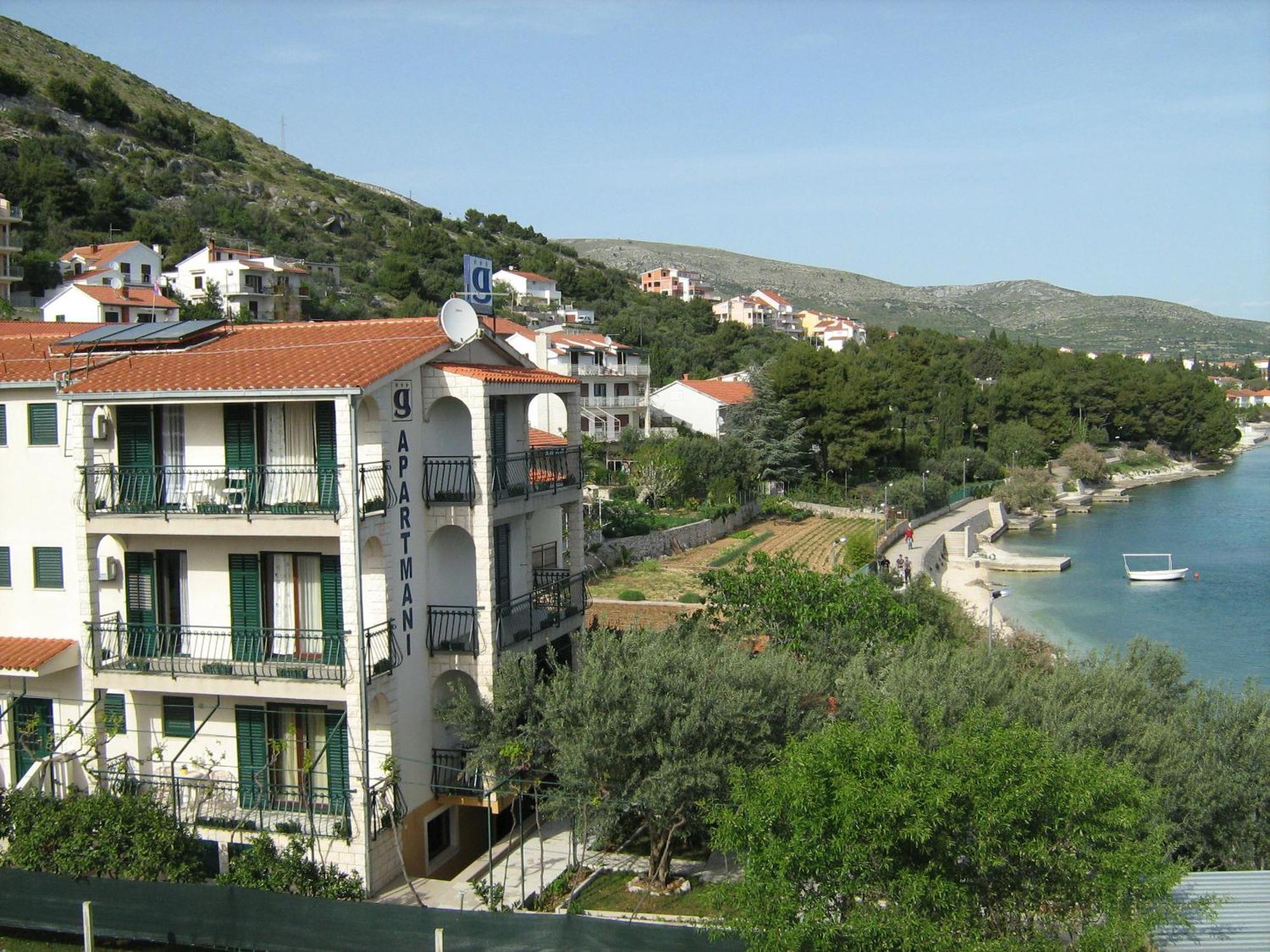 Apartment G *